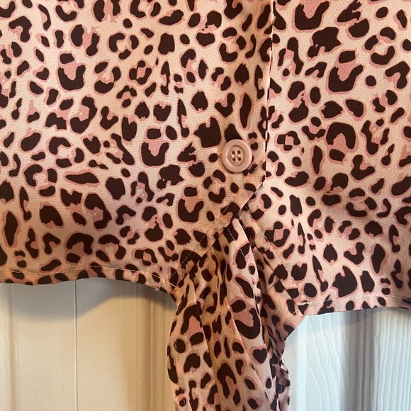 Le Lis Crop Blouse size Med - Picture 10 of 10